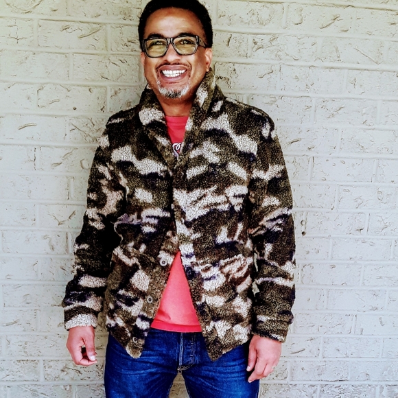 Meet your Posher, Jimmy - Picture 2 of 4